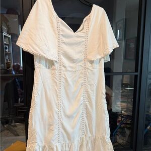 Gorgeous NWT Nordstrom Cream Dress